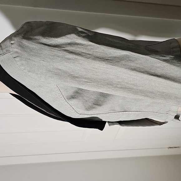 Rock & Republic Gray Tuxedo Jacket. Black Collared W/black Buttons. Size 8. - Picture 5 of 8